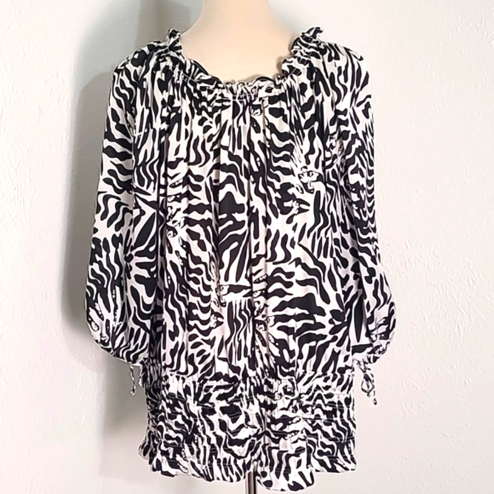 Essentials by Milano Black & White Print Top, Puffy Sleeves, Size XL - Picture 7 of 9